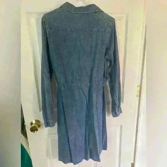 Women’s size small Ninexis button up denim dress with waist drawstring tie - Picture 2 of 2